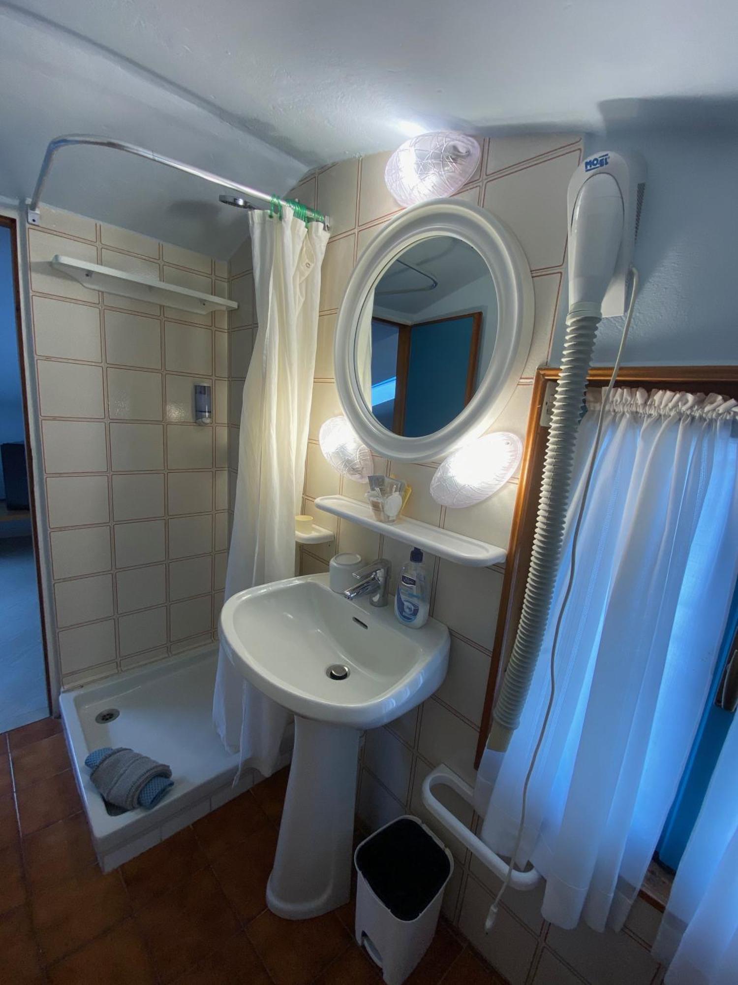 Albergo La Pineta Andora Номер фото